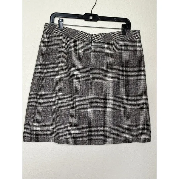 Bagatelle Plaid Mini Skirt Large Velvet Trim Button Front Heritage Preppy - Image 7