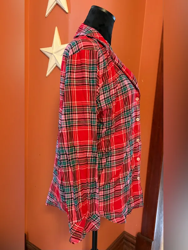 Victoria’s Secret plaid Christmas pajama button up shirt - Image 4