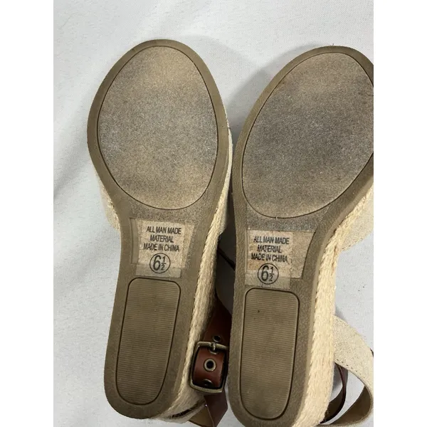 Womans Soda Espadrille Wedge Ankle Sandals 6.5 Beige Buckle Strap Close - Image 6