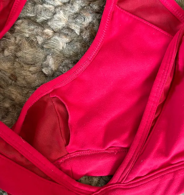Fabletics Red Sports bra - Image 7
