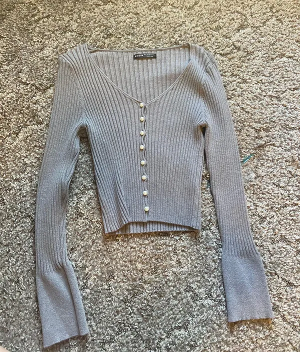 SheIn Light Grey Button Down - Image 2