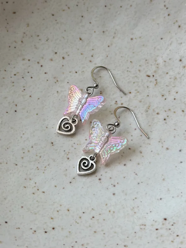 Handmade butterfly & heart swirl dangle earrings🦋🌀 - Image 3