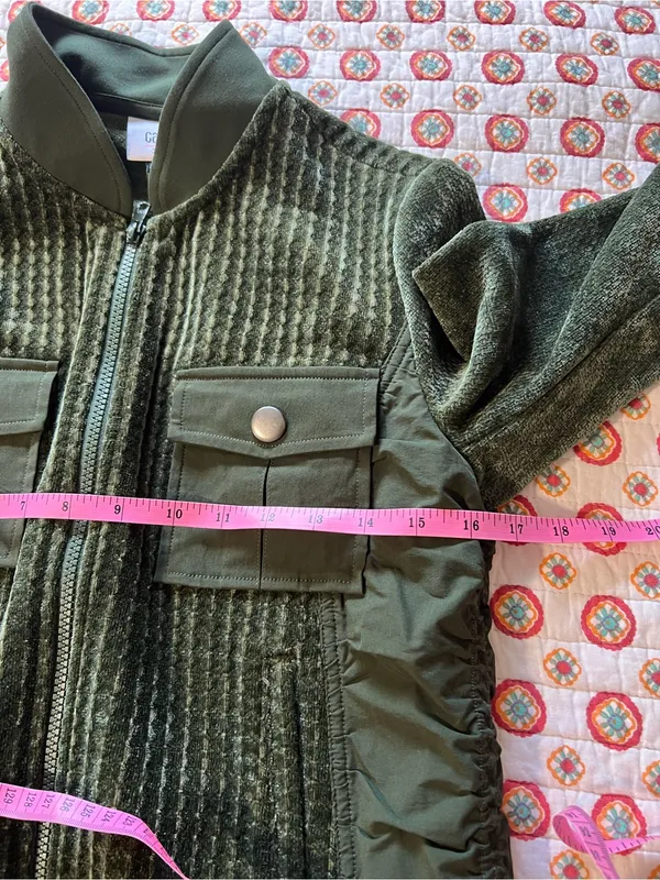 Cabi Olive Green Velour Uni Jacket size XS retails $175 - Image 8
