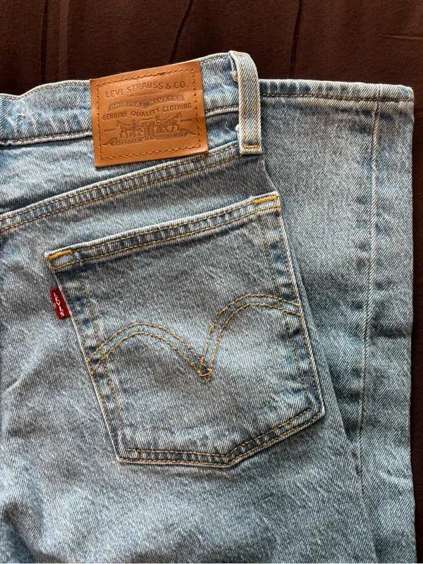 Levi's Women's High-Rise Light Blue Wedge Jeans - Image 8