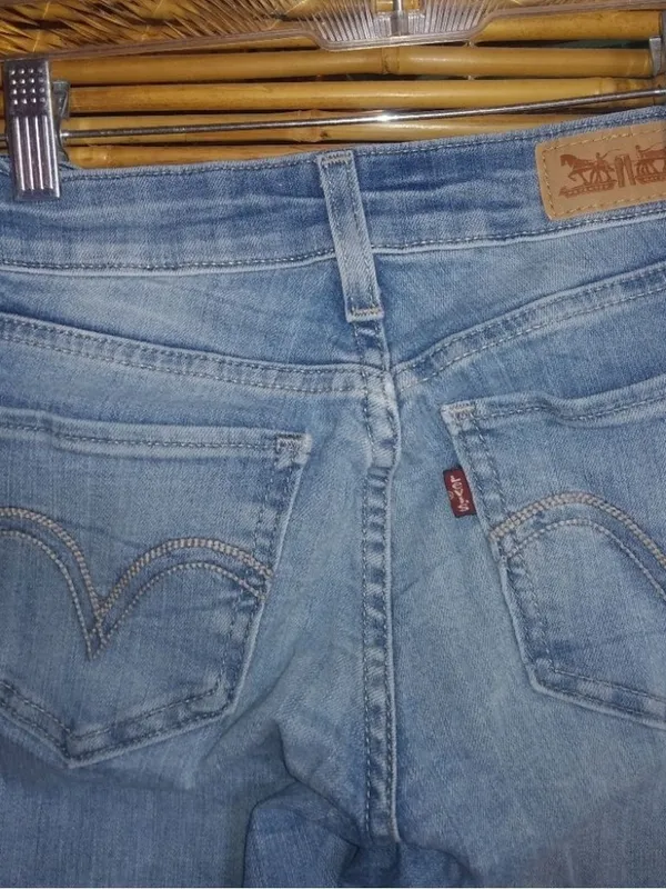 LEVIS 25x30 Legging Super Look Stretch Jeans - Image 4