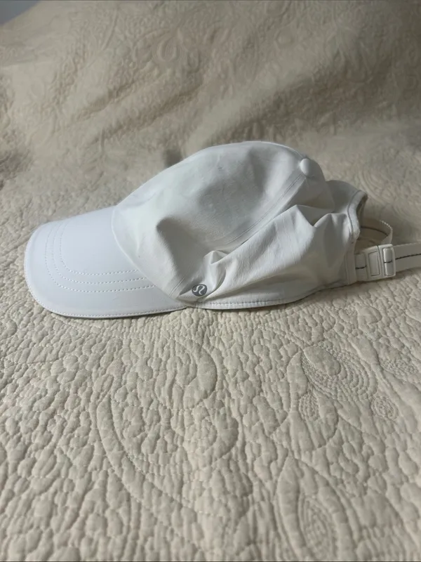 lululemon athletica White Lightweight Performance Cap - Image 4