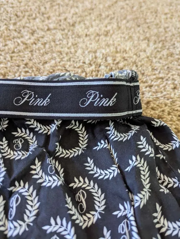 Victoria's Secret PINK sleep shorts - Image 5