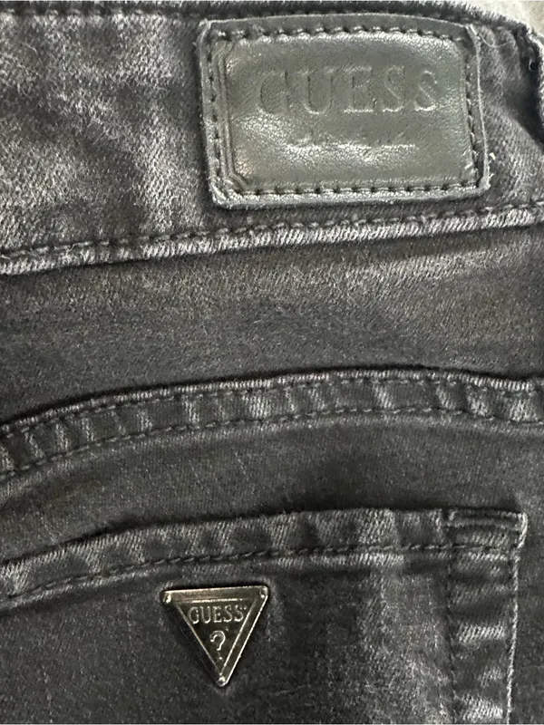 GUESS Starlet Straight Jeans Women’s 27 Black Stretch Denim Mid Rise - Image 8