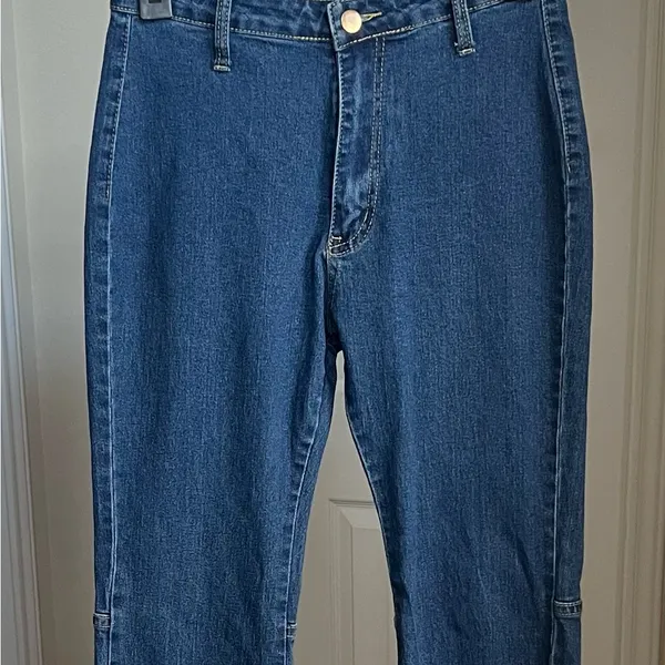 Women’s Wide Flare Jeans Size 27 - Image 4