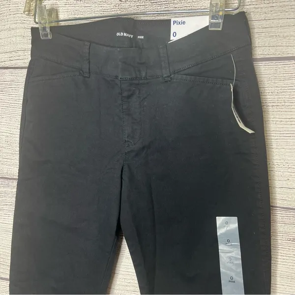 NWT Old Navy Black Pixie Mid Rise Ankle Length Pants Size 0 - Image 5