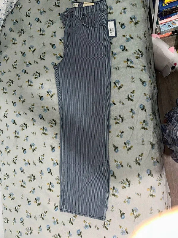 High-Rise Wide-Leg Jeans Target universal thread - Image 4