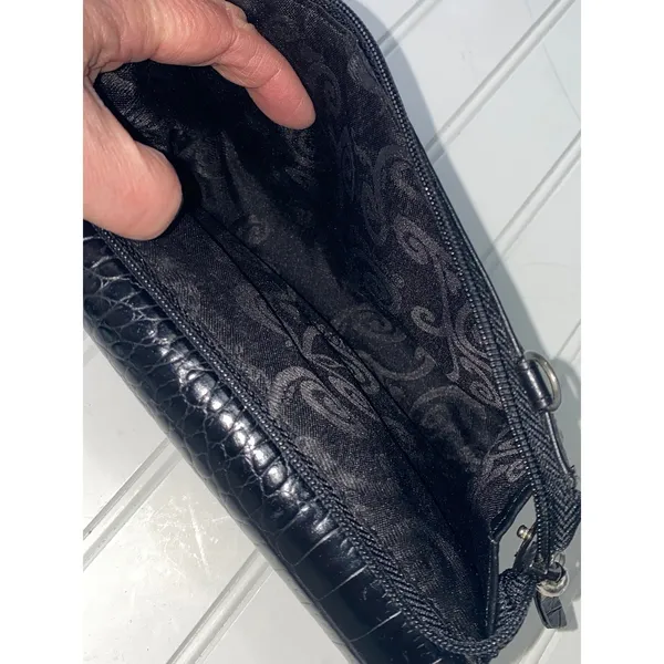 Brighton Black Leather Convertible Crossbody Wallet Croc Heart No Strap - Image 9