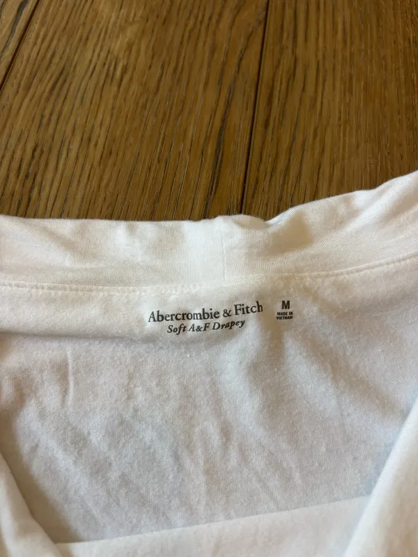 Abercrombie top - Image 2