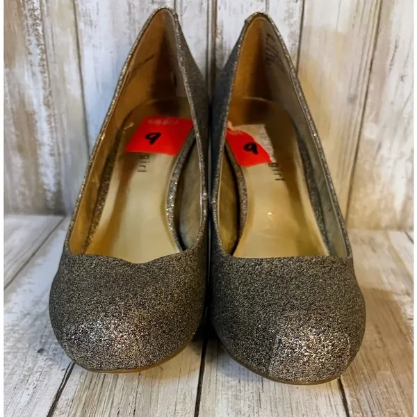 Madden Girl Gold Glitter Pumps Size 9‎ - Image 4