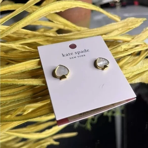 Kate Spade Gold Heart Faux Pearl Stud Earrings NWT - Image 3