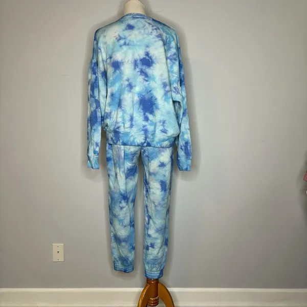 PINK - Victoria's Secret Blue Tie Dye Crewneck - Image 2