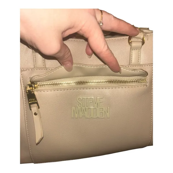 Steve Madden Elegant Gold and Cream Handbag - Image 2