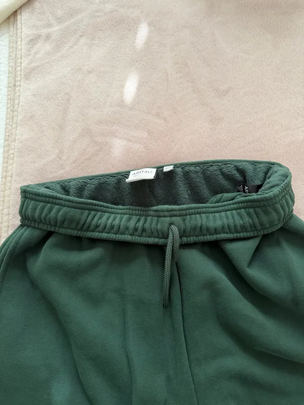 Aritzia Women’s Joggers  - Image 6