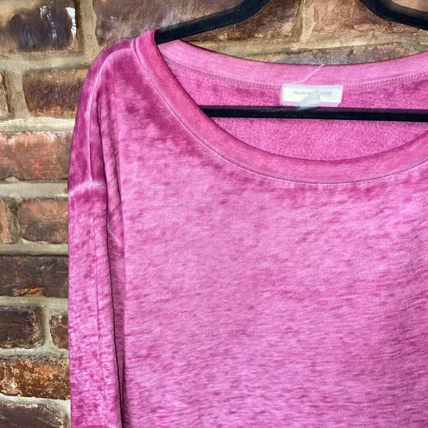 Treasure & Bond Fuchsia Pink Bell Sleeve Lightweight Sweatshirt Women's Medium - Image 3
