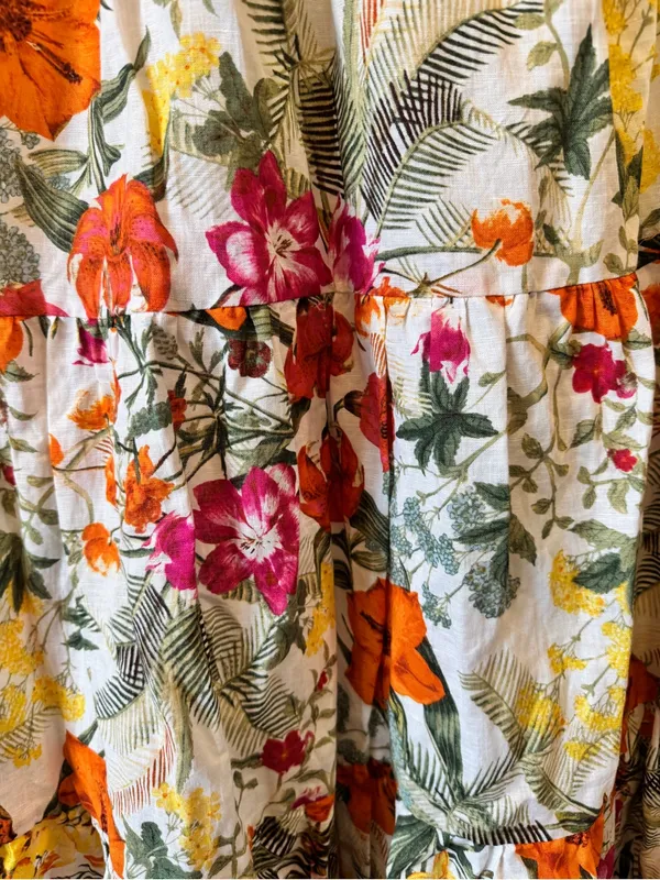 Chelsea & Violet Tropical Floral Print Tiered Midi Dress Linen‎ Blend Tie Back - Image 5