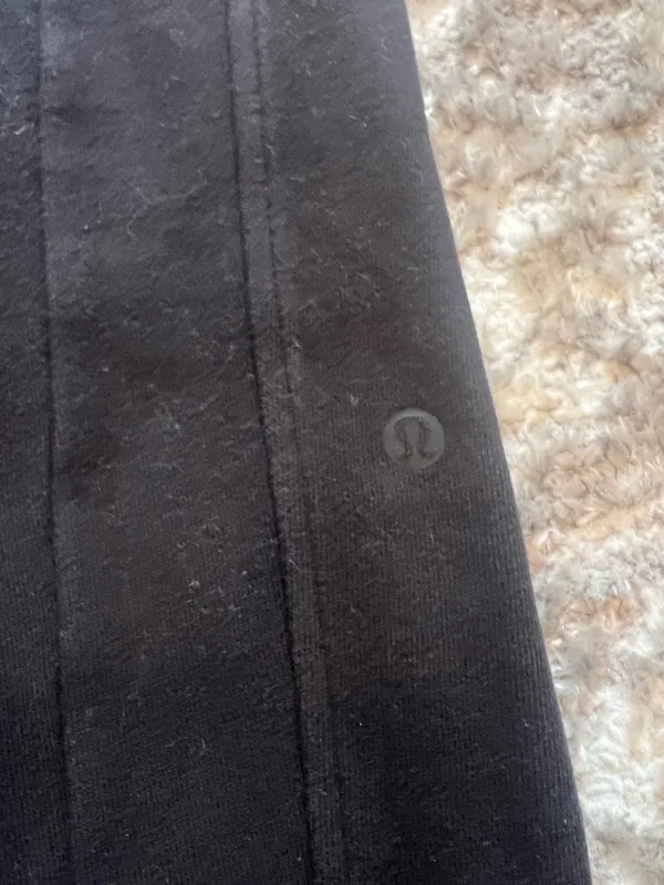 Lululemon joggers  - Image 4