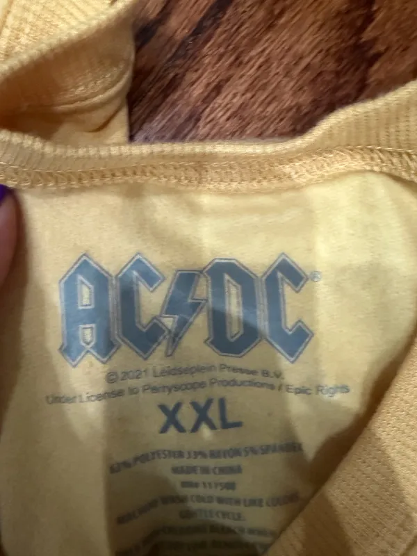 AC/DC Target Sweatshirt - Image 4