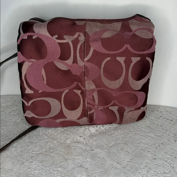 Coach Penelope signature plum purple sateen leather crossbody shoulder bag - Image 3