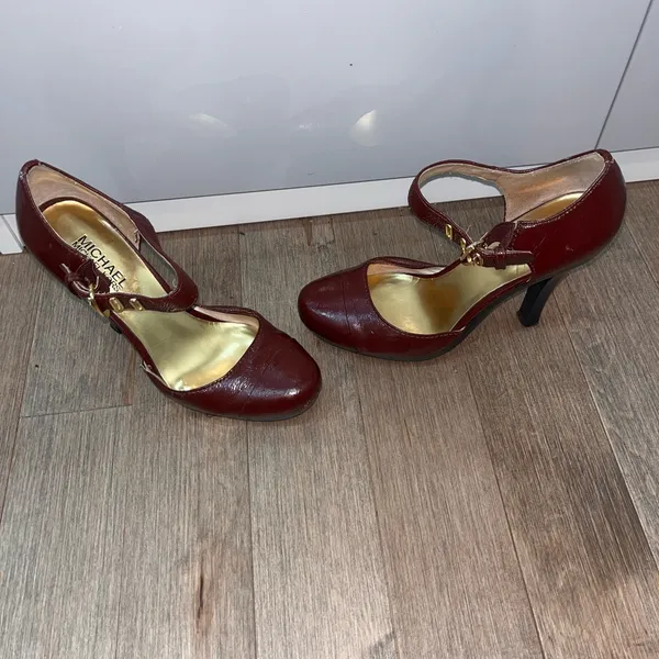 Michael Kors Burgundy Black Leather Heels 3.5in Size 6.5 - Image 4