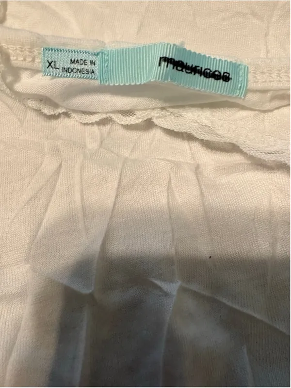 Maurices White Crinkled Lace Trim Camisole Size XL (20” PTP) - Image 4