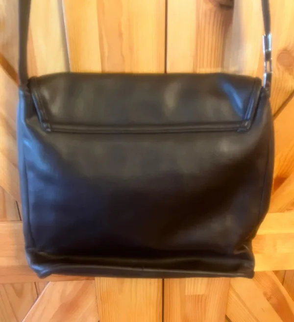 Liz Claiborne Dark Brown Faux Leather Shoulder Strap Purse Handbag. - Image 4