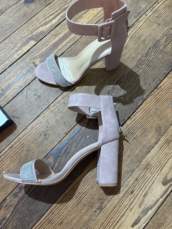 Nicole Miller Blush Pink Heels - Image 5