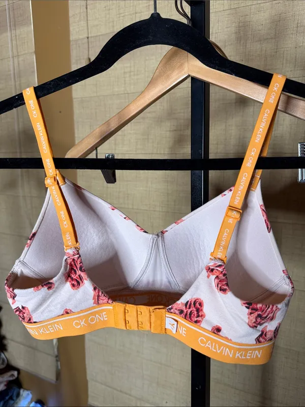 Calvin Klein CK One Floral Triangle Bralette Pink Rose Print Size Small - Image 6
