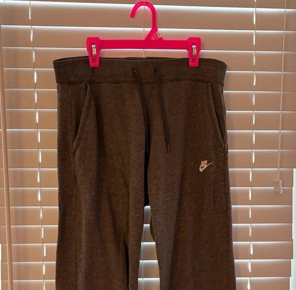 Nike Straight Leg Women’s Sweatpants - Image 2