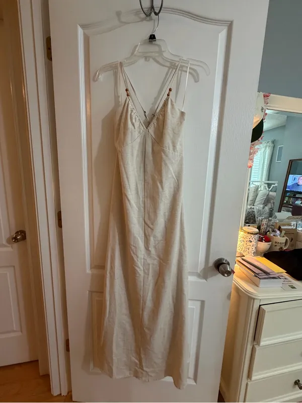 Japna Cream Ruched Strap Dress - Image 4