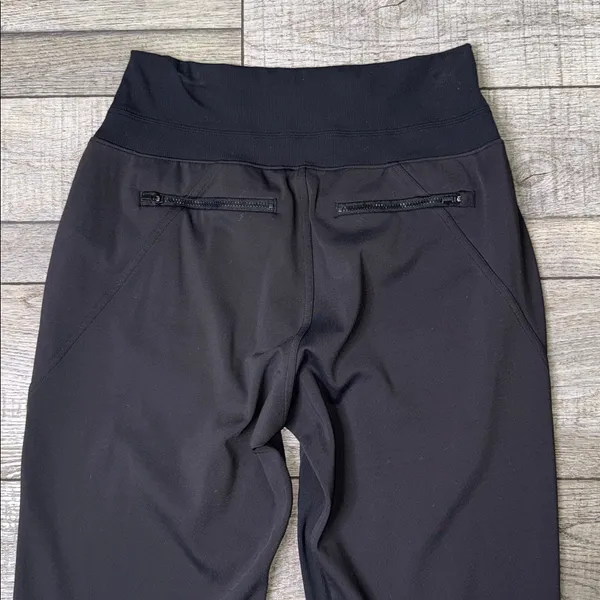 Athleta Black Activewear Pants/Joggers - Image 4