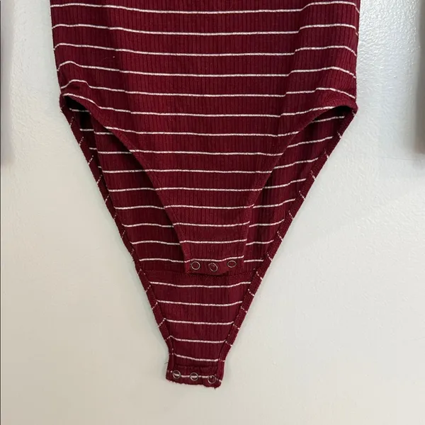 Hollister Ribbed Maroon & White Striped Off Shoulder Long Sleeve Bodysuit - Image 4
