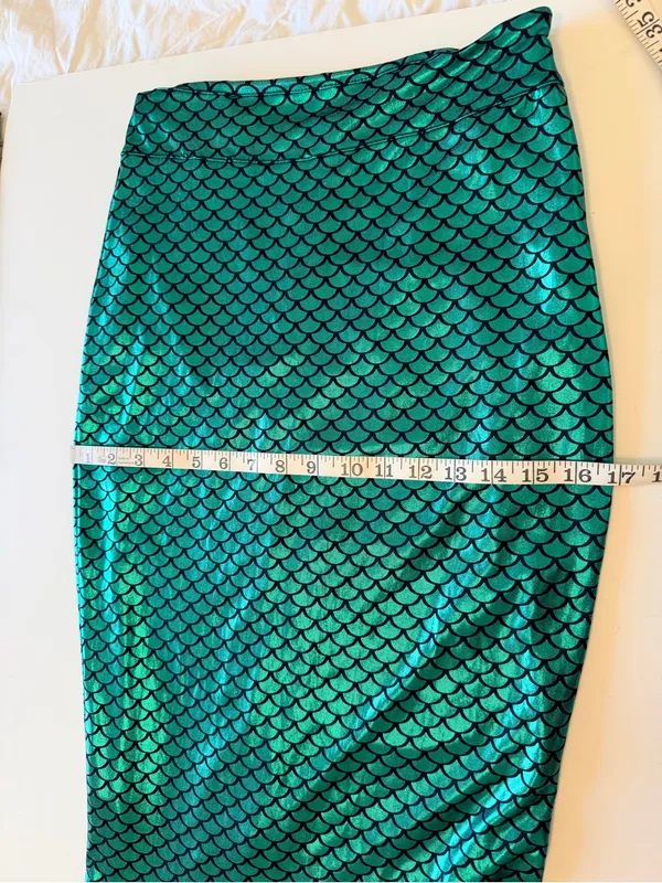 Mermaid Skirt floor length, green metallic fish scales pattern, lined, size S - Image 5