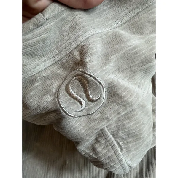 Lululemon Womens Cropped Hoodie Sweatshirt M/L - Image 5