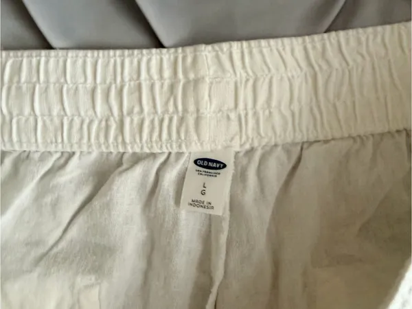 Old Navy White Wide-Leg Drawstring Pants - Image 3