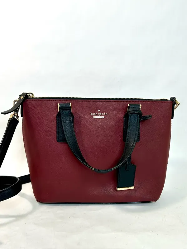 Kate Spade Cameron Street Lucie Crossbody in Maroon and Black 9” x 7.5” x 3.5” - Image 3