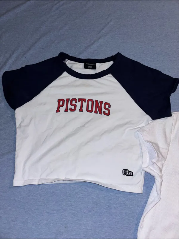 Hype And Vice Detroit Pistons Tees - Image 4