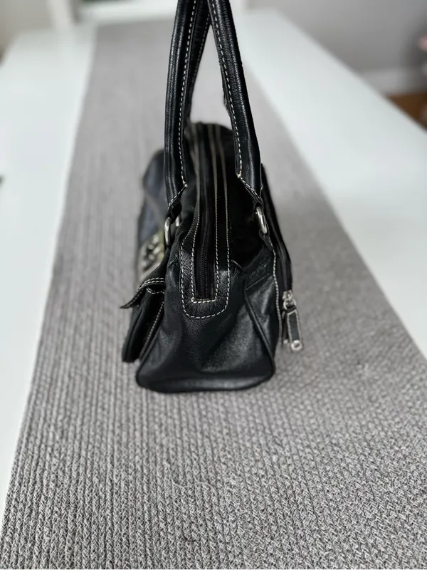 Vintage Y2K Wilson’s Leather Black Leather Purse with Oversized Silver Buckle - Image 6
