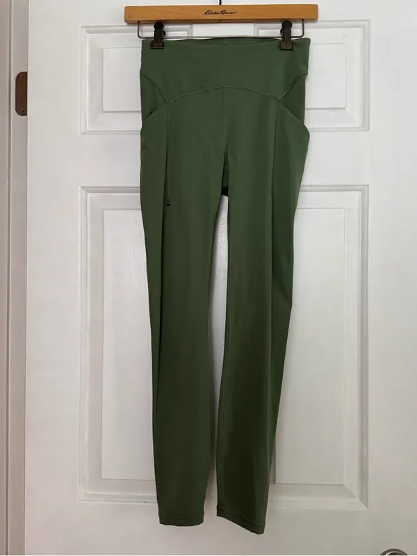 Lululemon Power Thru High-Rise Tight 25" in Green Twill - Image 3