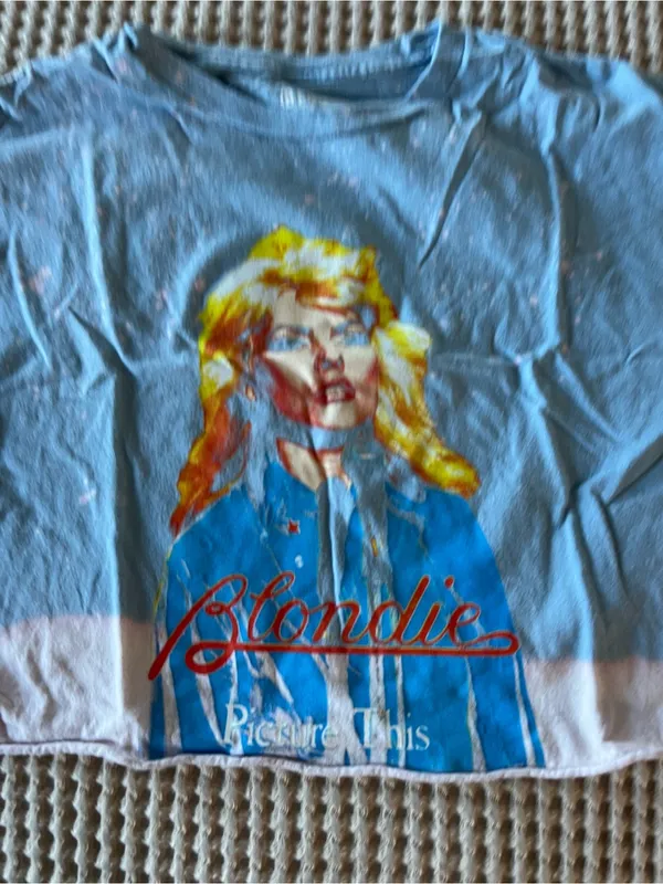 mandee Blue Blondie Graphic Crop Top with Yellow Accent - Image 4