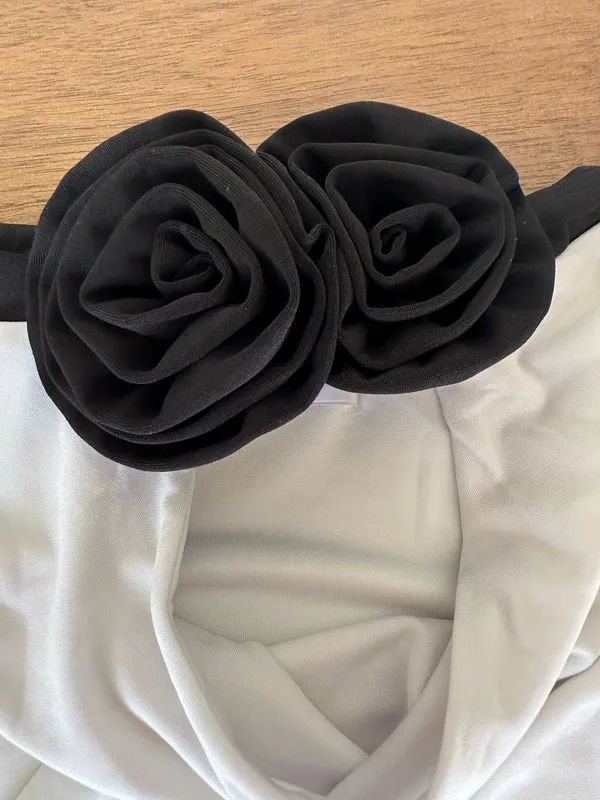 Meshki Rose Crop Top - White/Black - Image 5