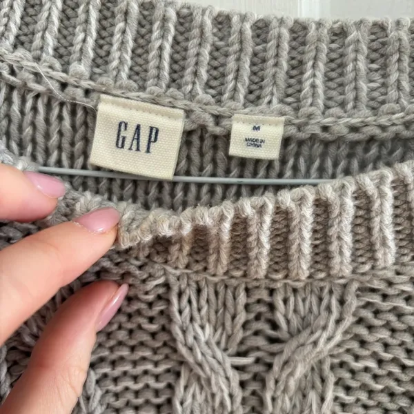 GAP Cable Knit Sweater - Image 2