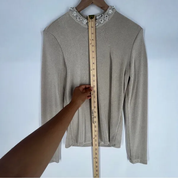 Endless Rose Metallic Gold Stretch Jersey‎ Liquid Knit Embellished Neck Top M - Image 9
