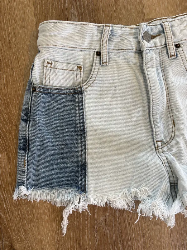 Pacsun High Waisted Two Tone Denim Shorts - Image 3