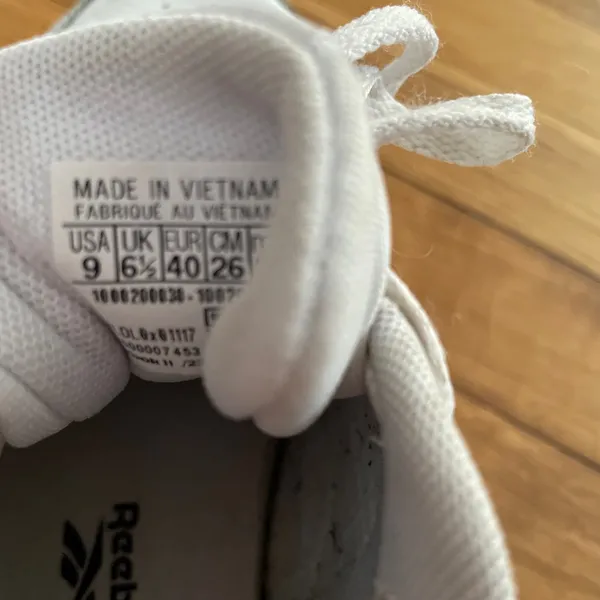 Reebok Women's White Sneakers - Image 4