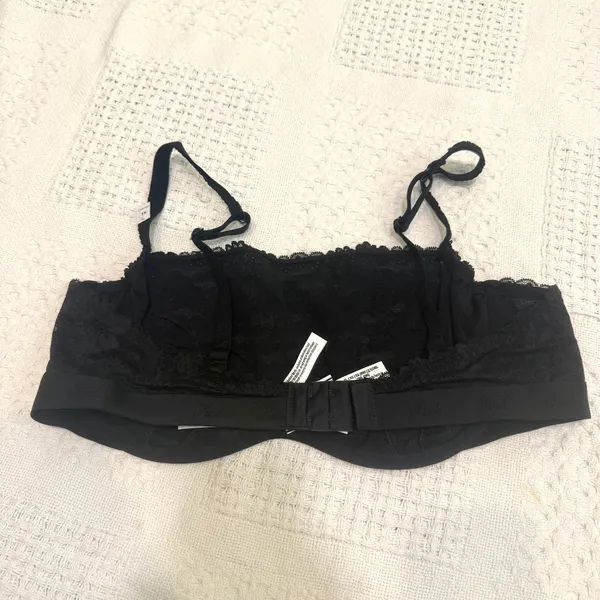 PINK Victoria’s Secret medium Wink unlined lace scoop bra BC 3302 - Image 5